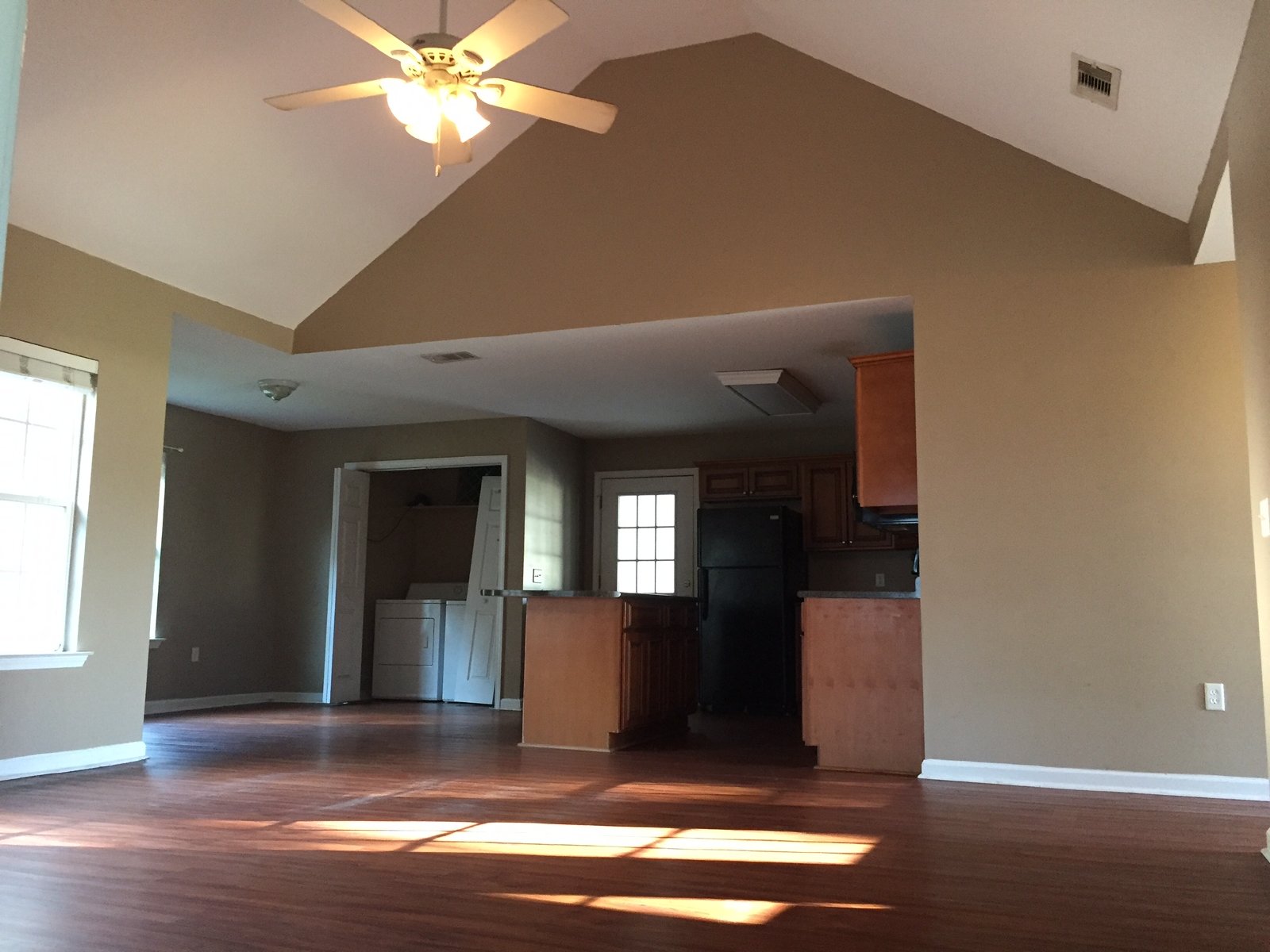 129 Thompkin Dr property image