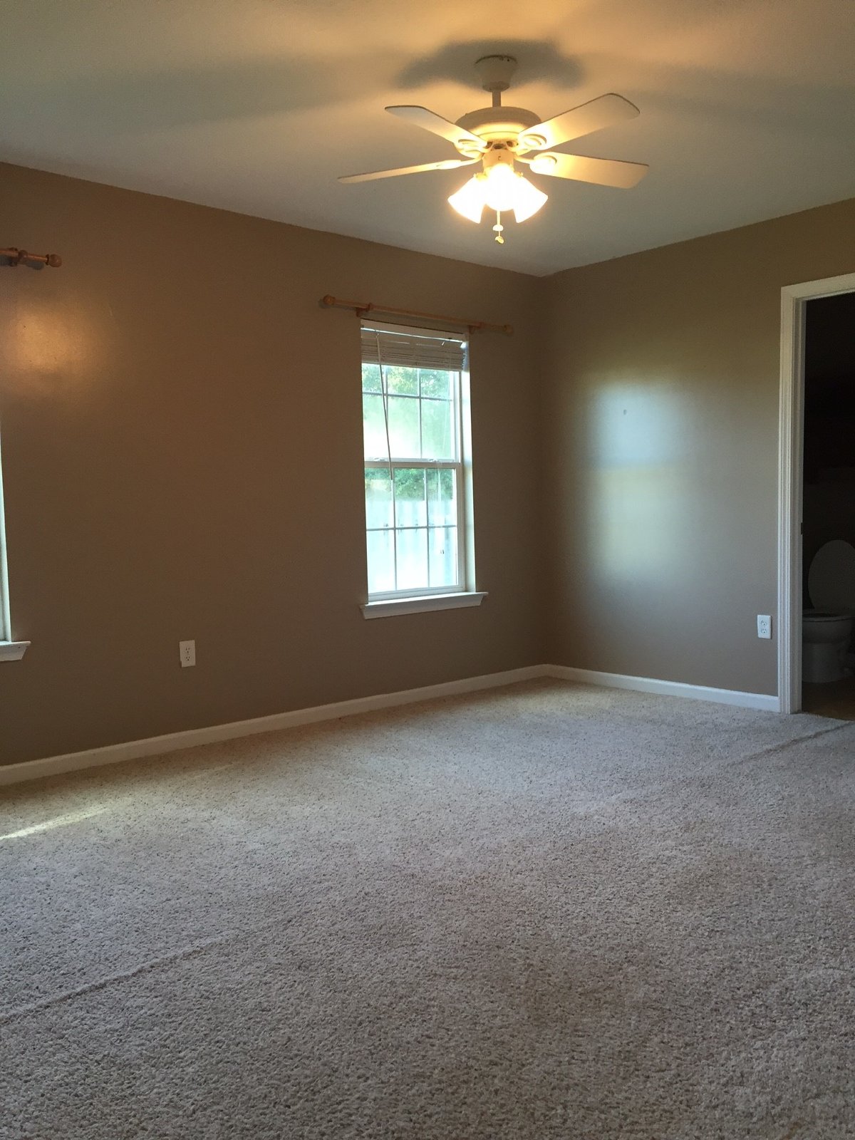 129 Thompkin Dr property image