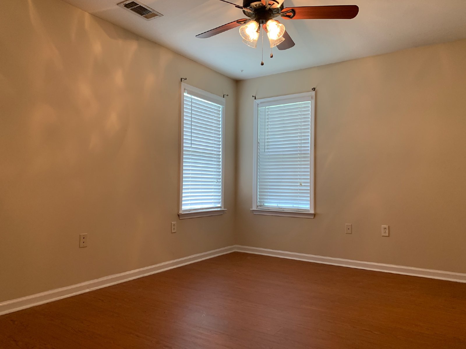 2001 Talon's Lake property image