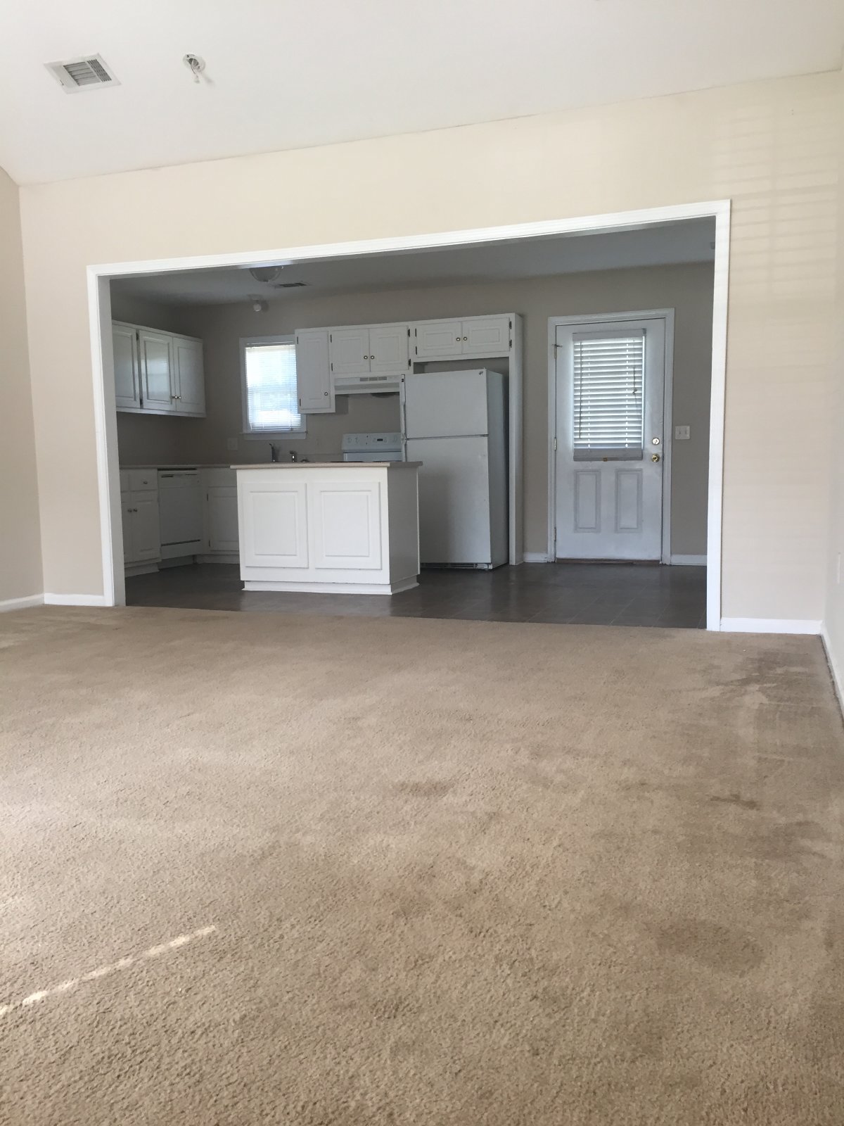 2001 Talon's Lake property image