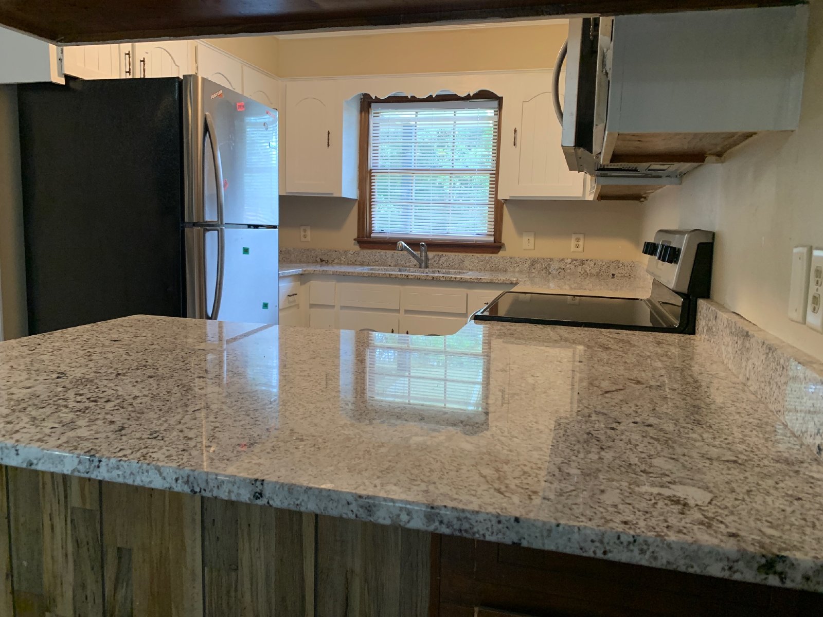 817 Robin Hood Trail property image