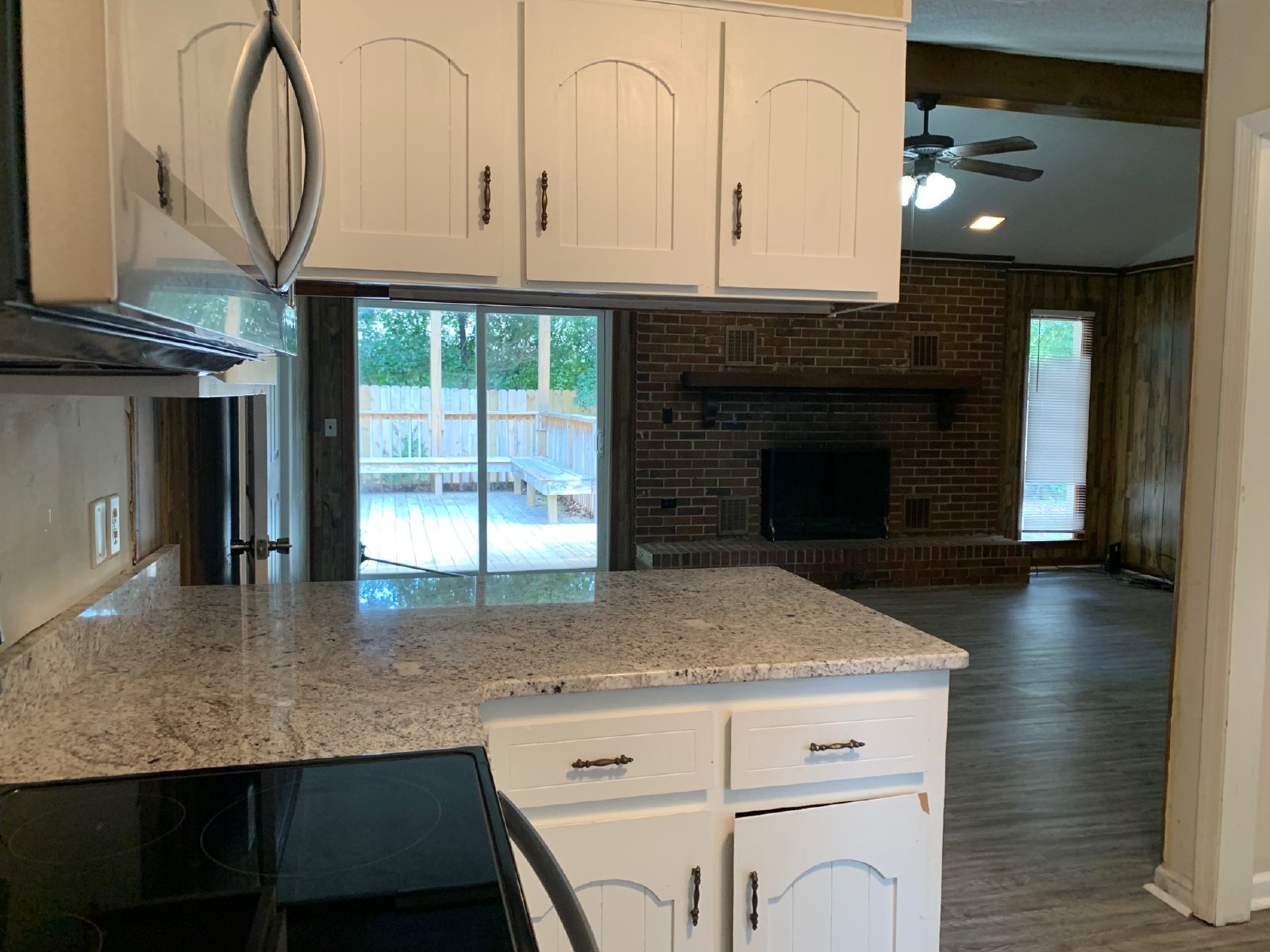 817 Robin Hood Trail property image