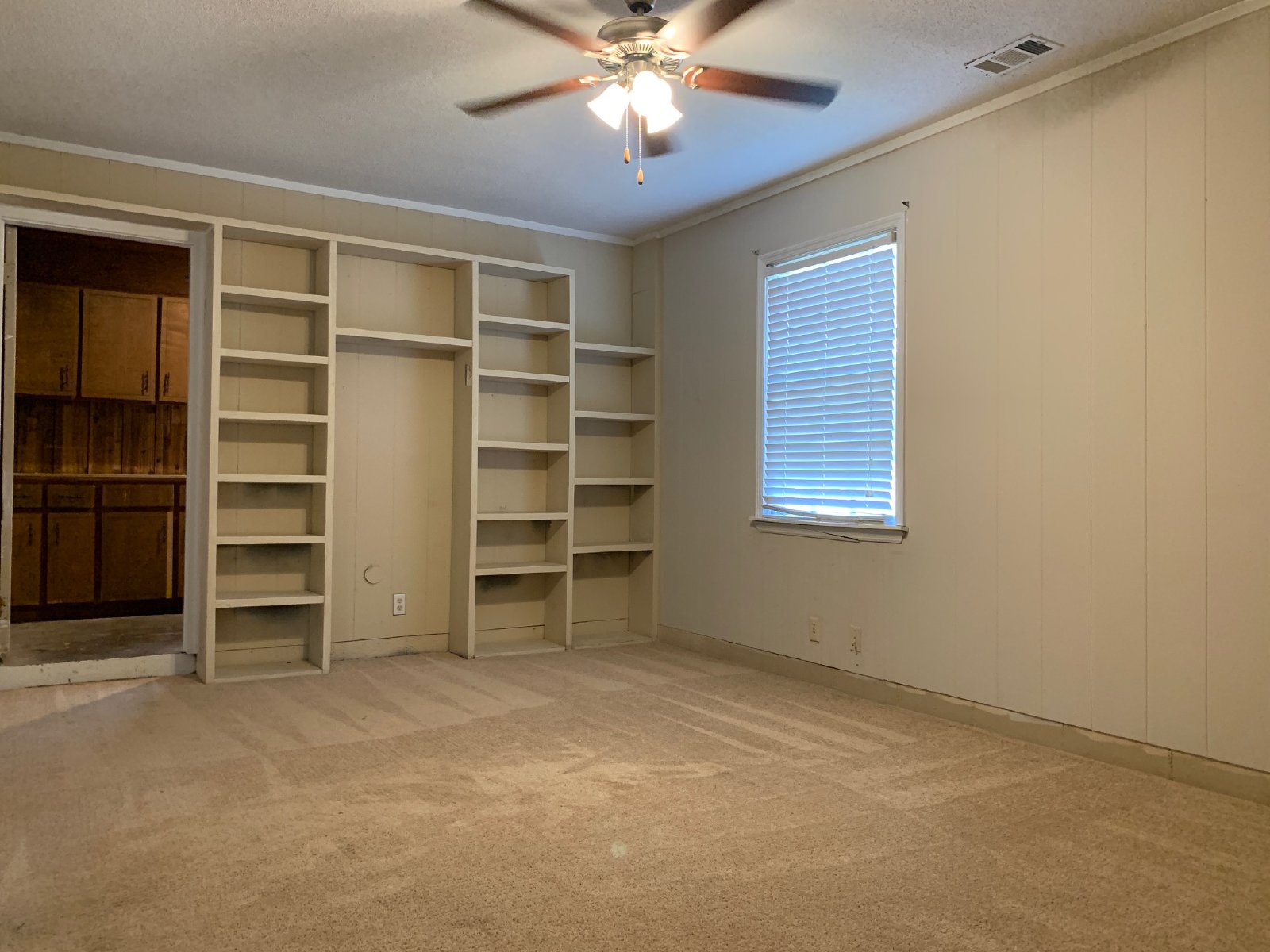 817 Robin Hood Trail property image