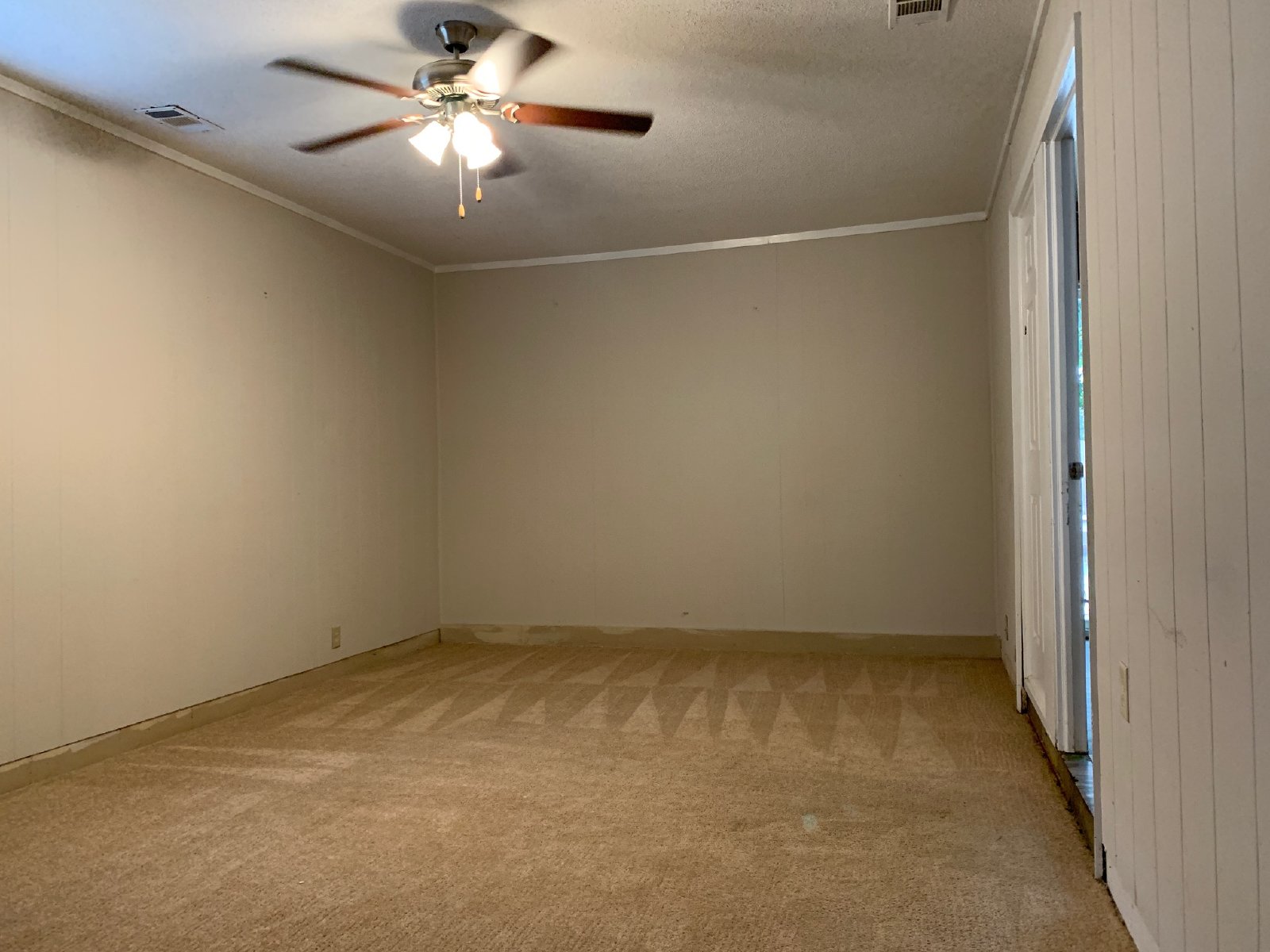 817 Robin Hood Trail property image