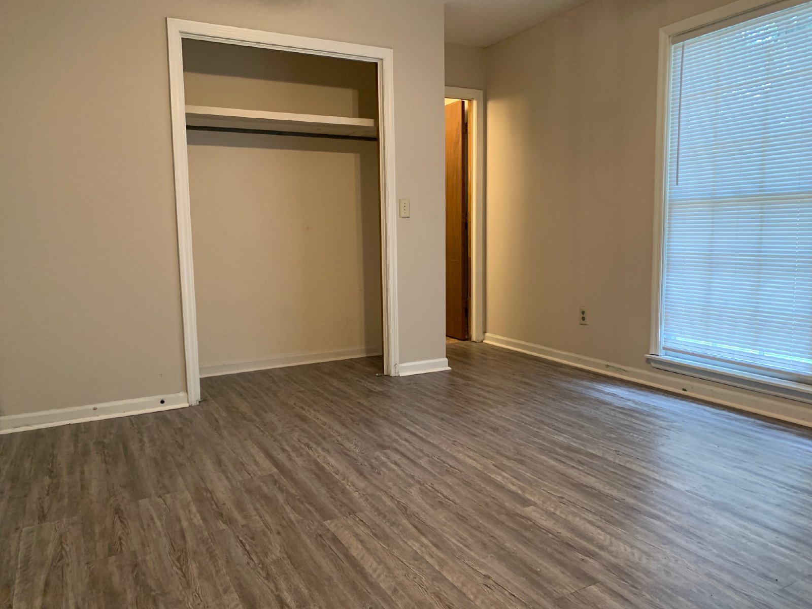 817 Robin Hood Trail property image