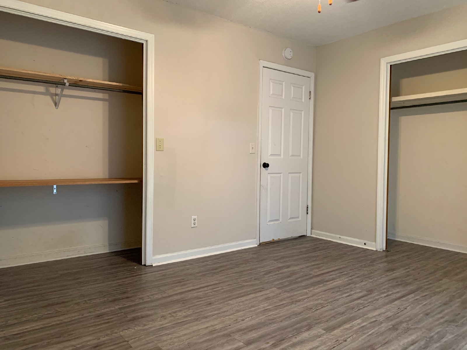 817 Robin Hood Trail property image