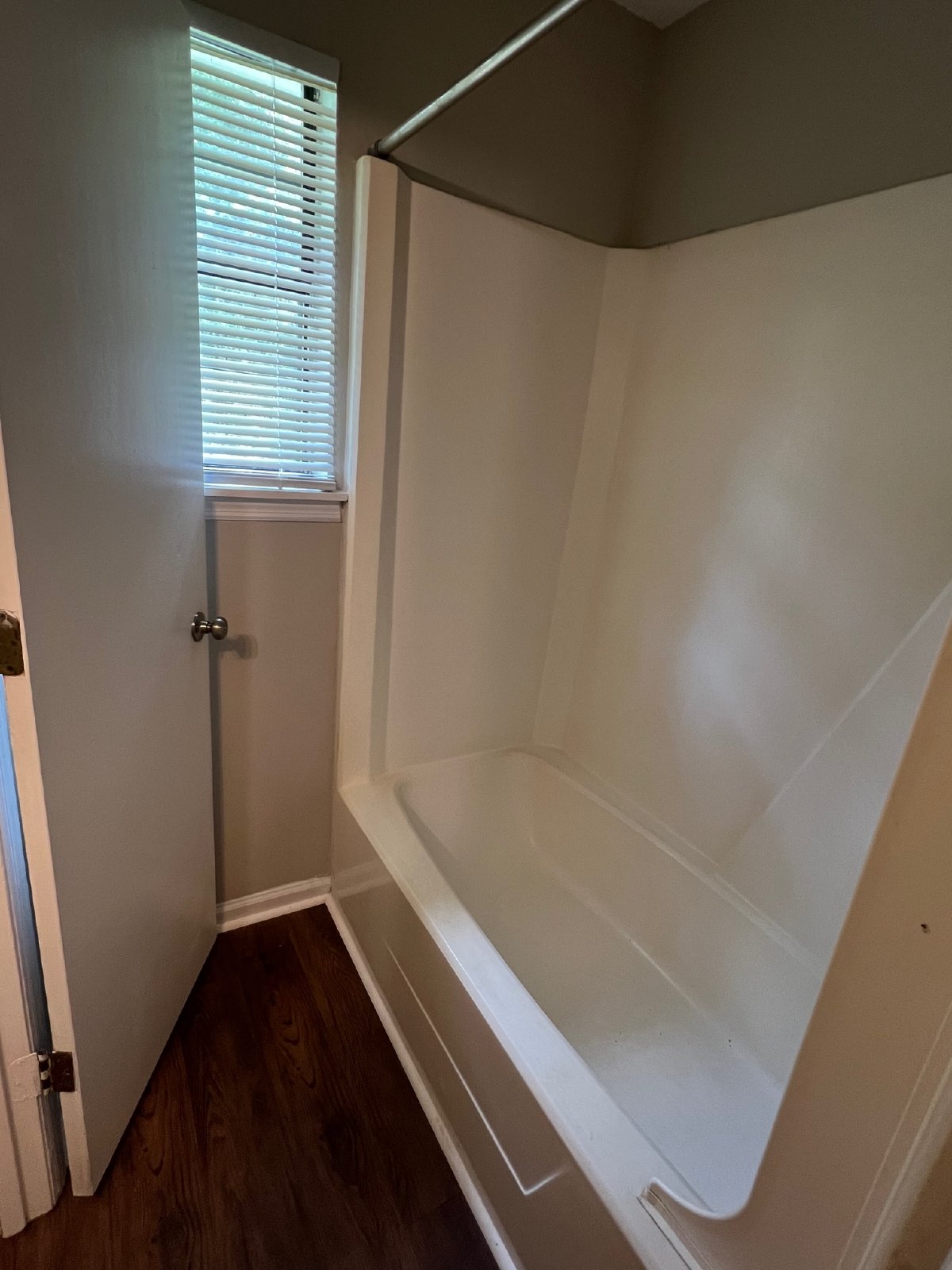 813 Robin Hood Trail property image