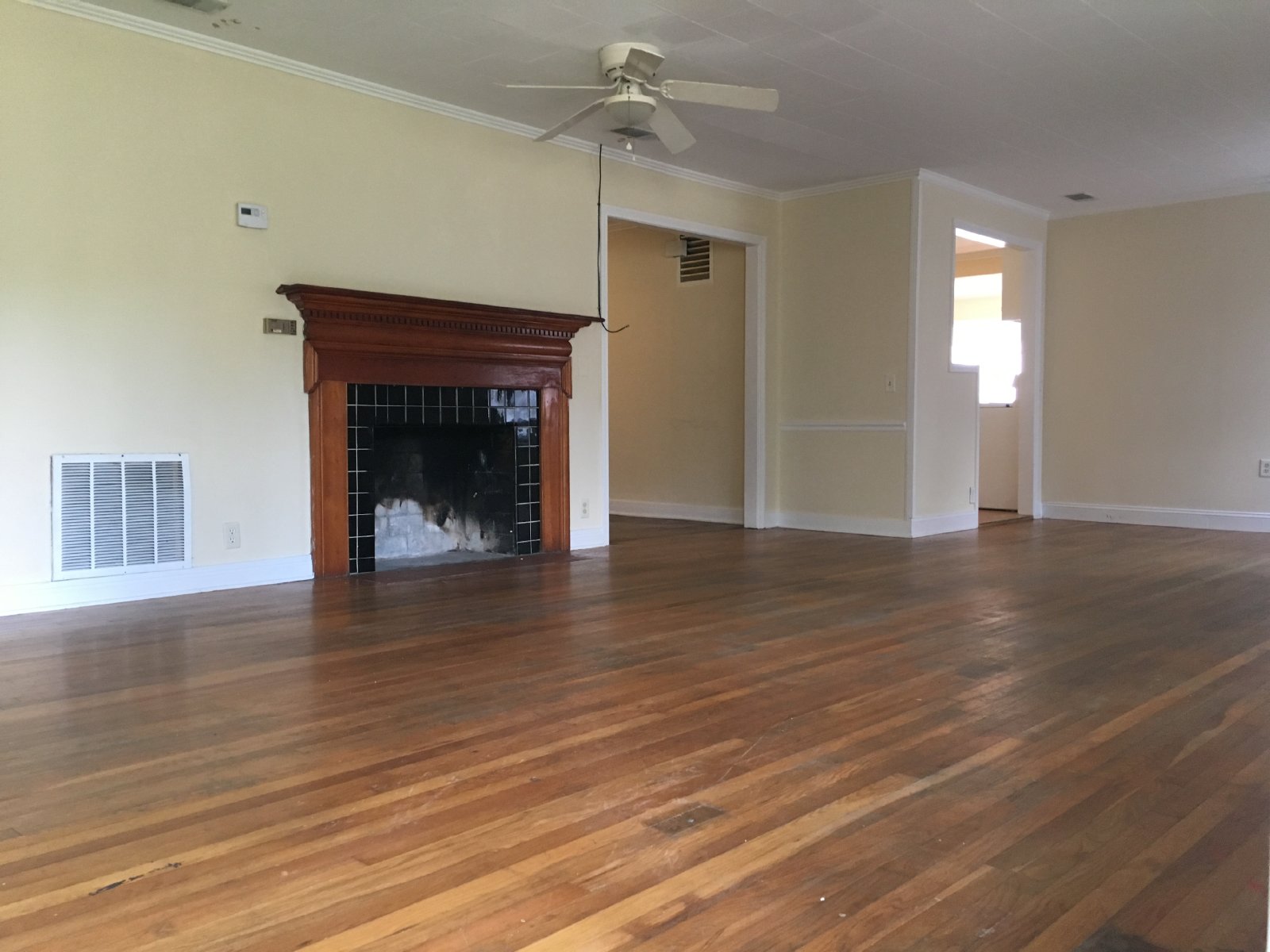 300 Catherine Ave property image