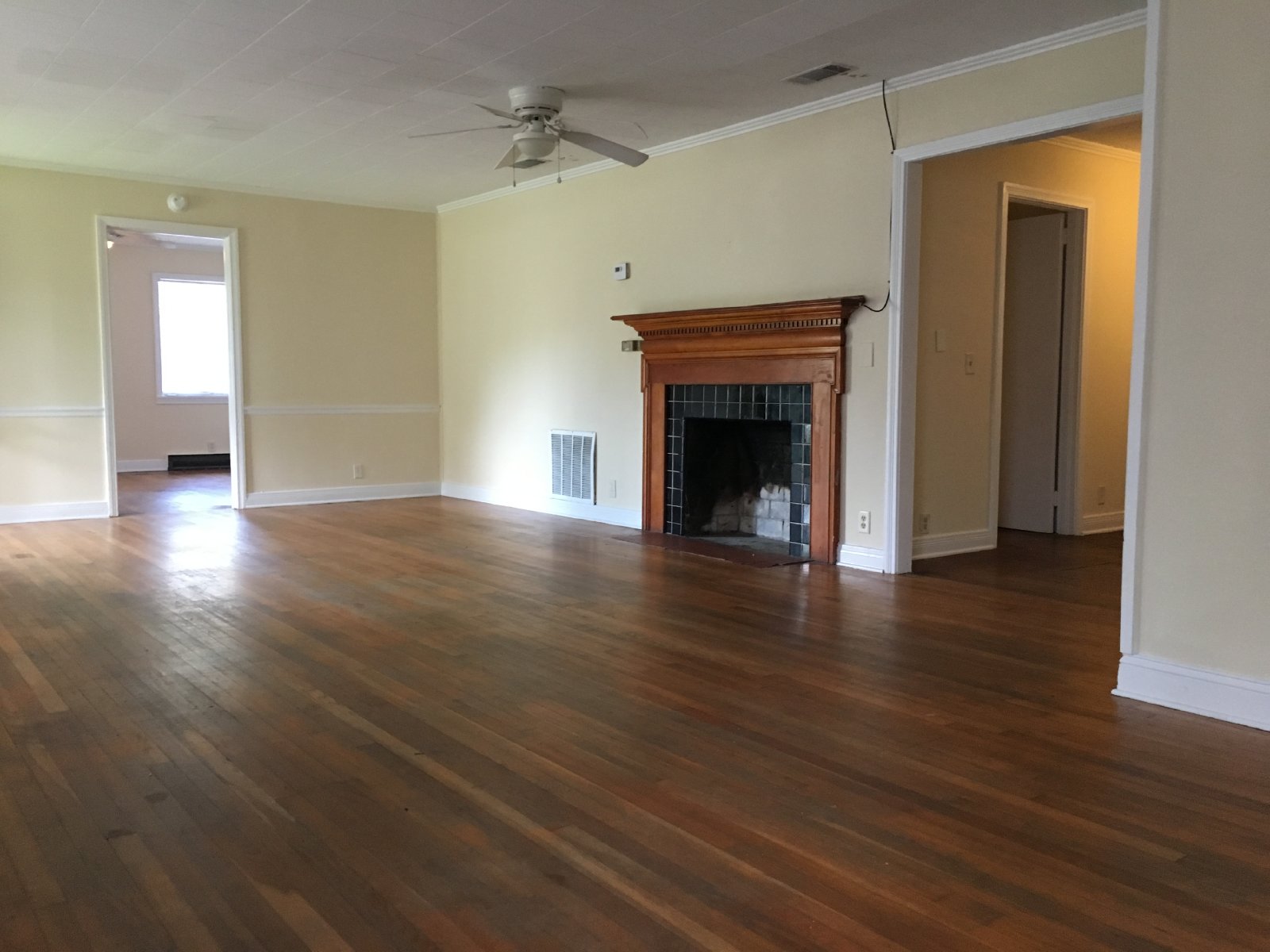 300 Catherine Ave property image