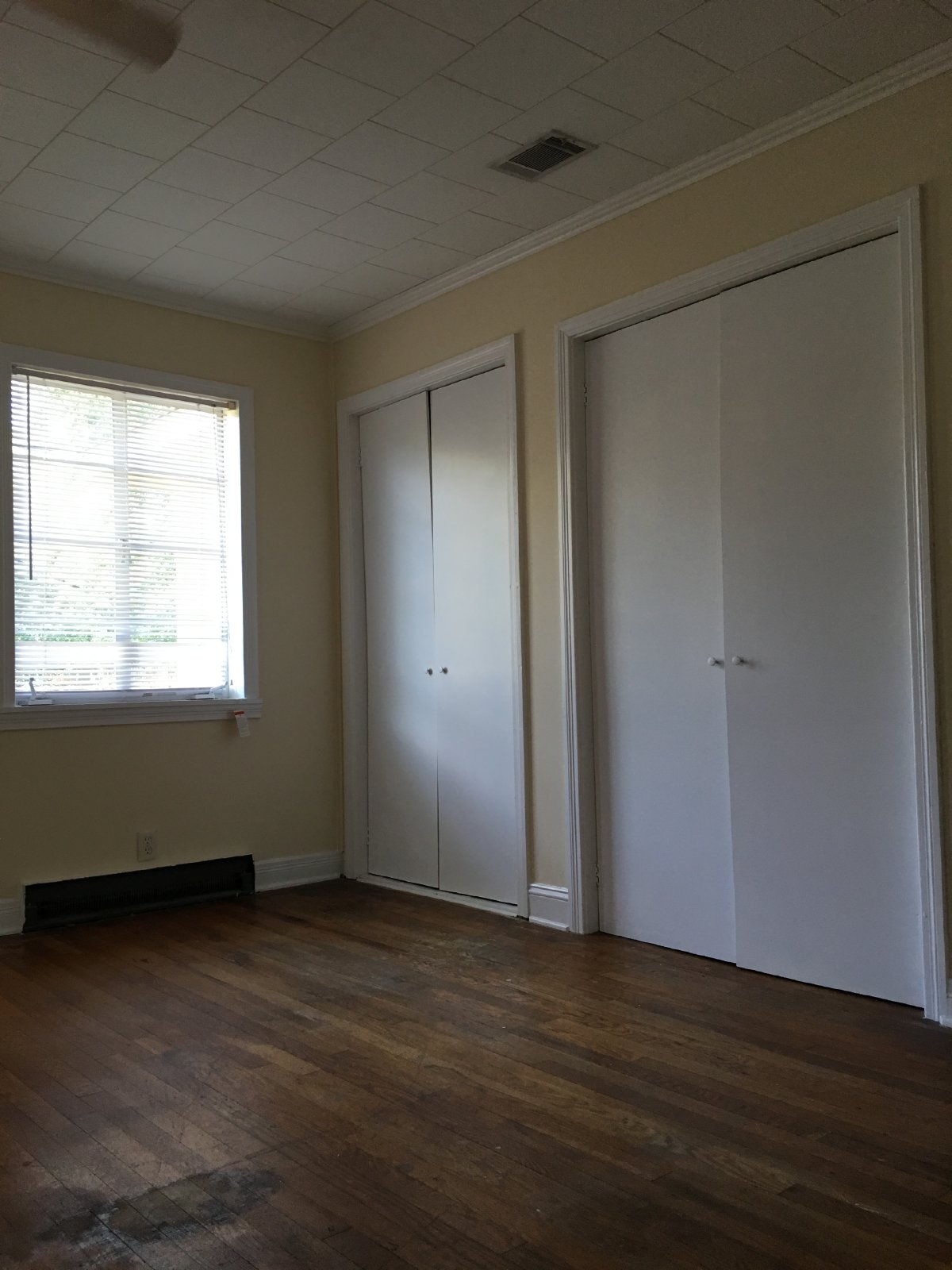 300 Catherine Ave property image