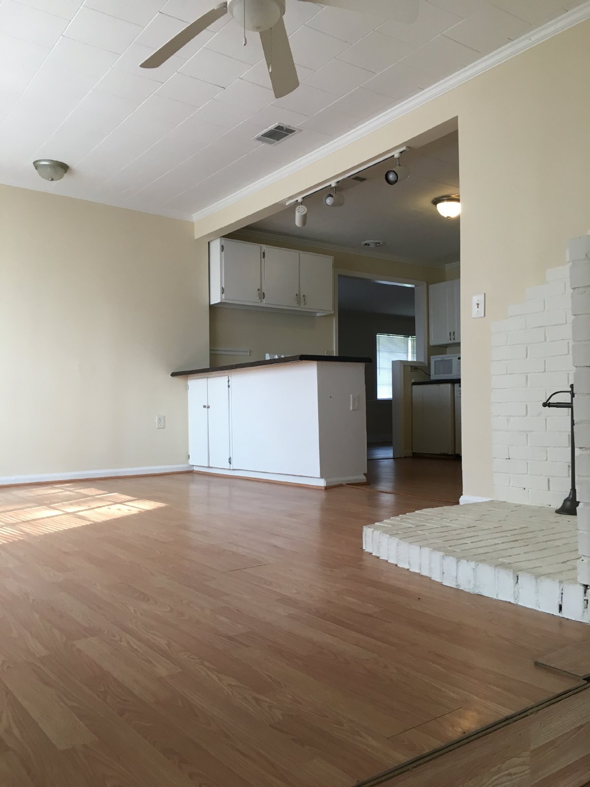 300 Catherine Ave property image