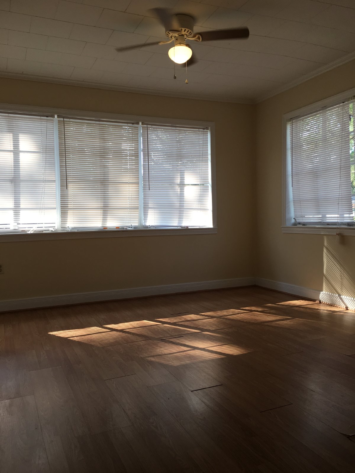 300 Catherine Ave property image