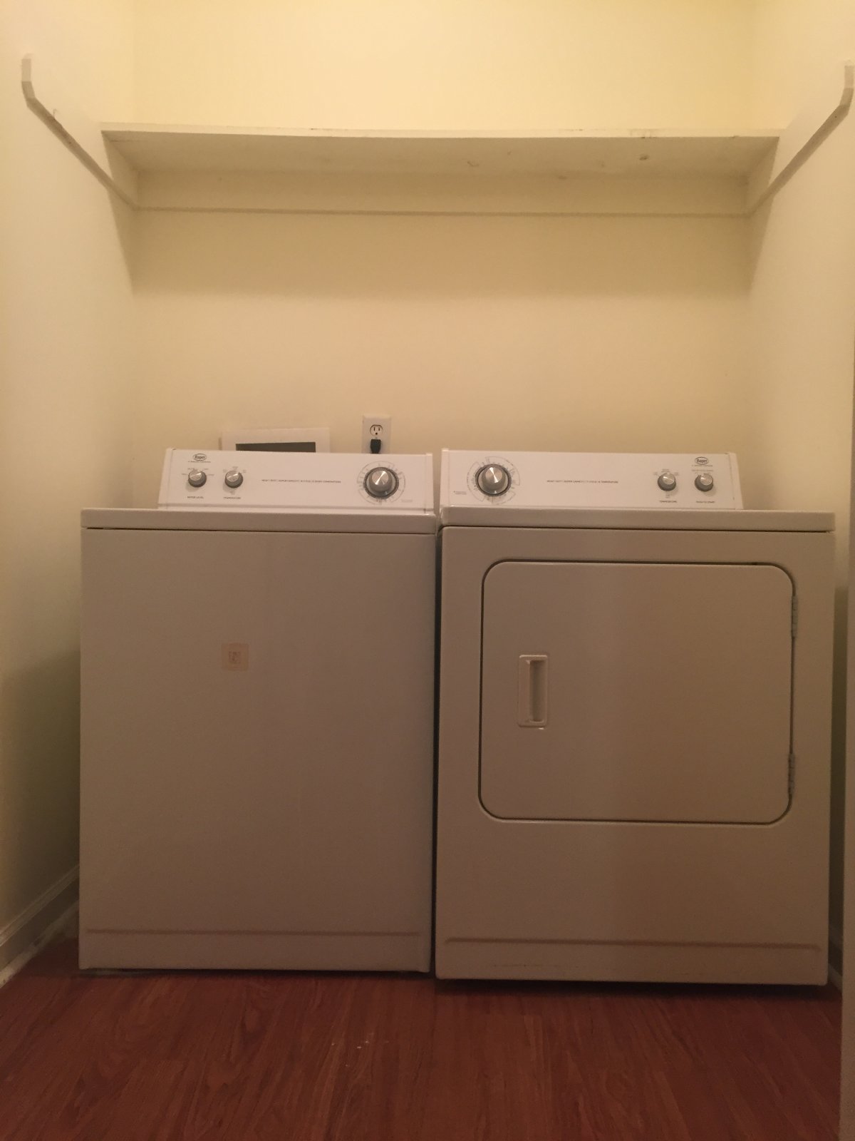 904 Wexford property image