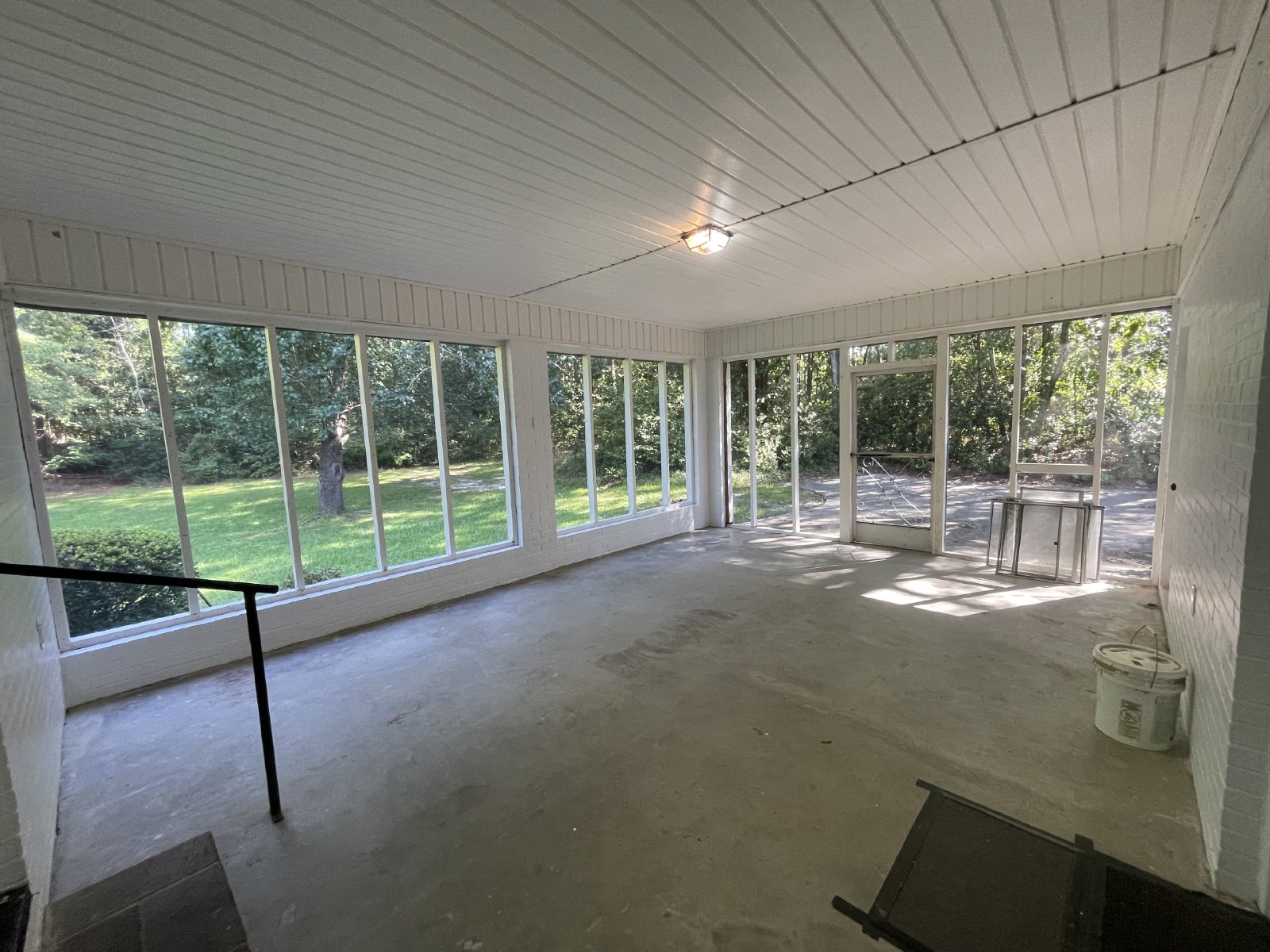 122 Holly property image