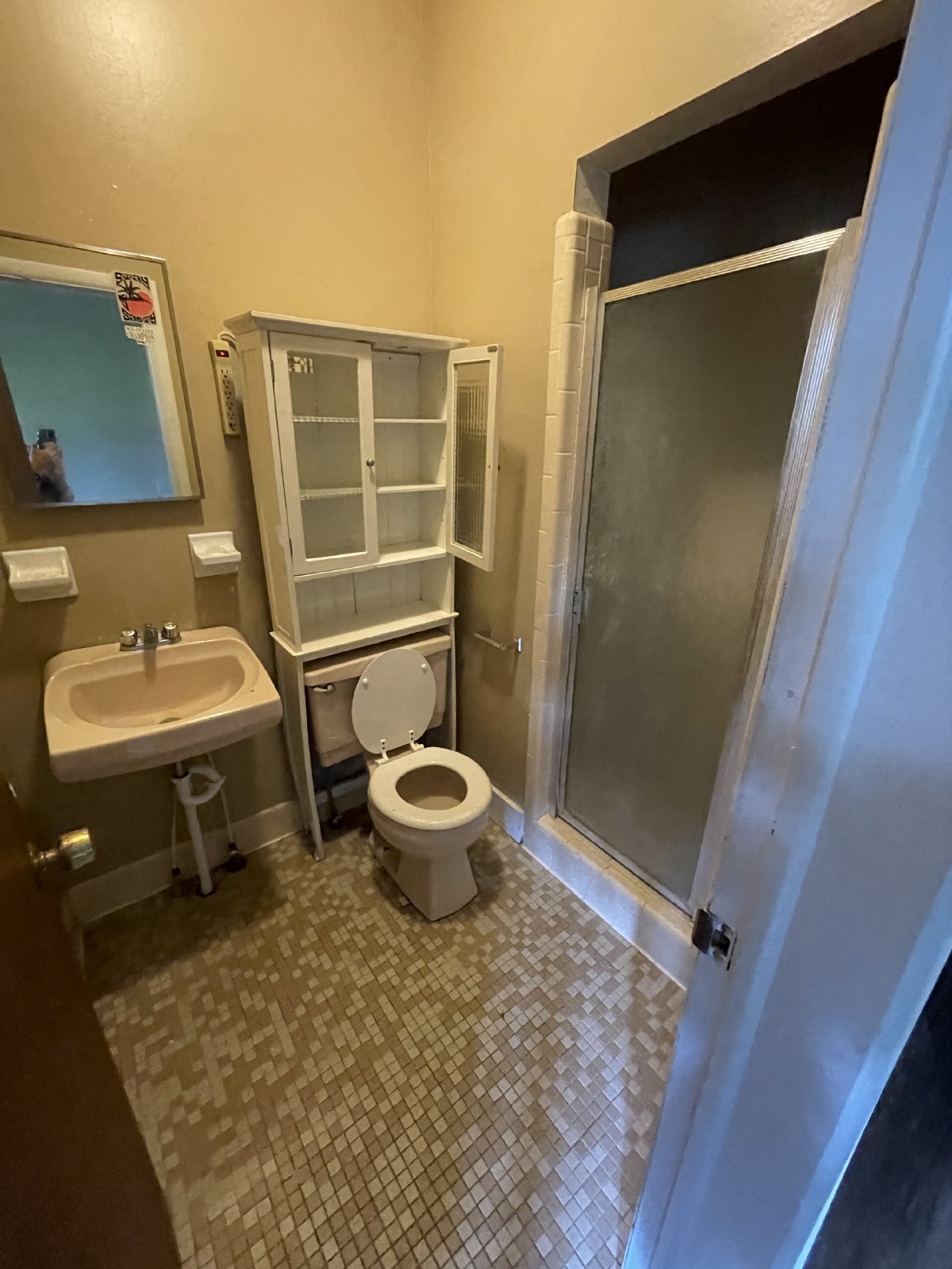 122 Holly property image