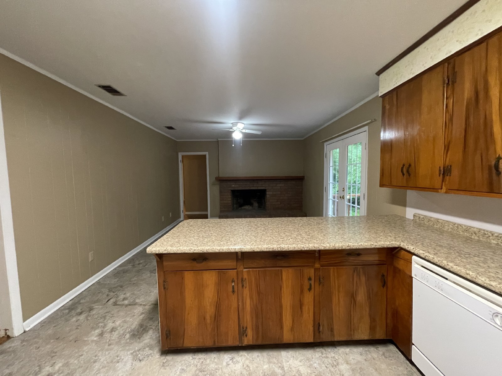 122 Holly property image