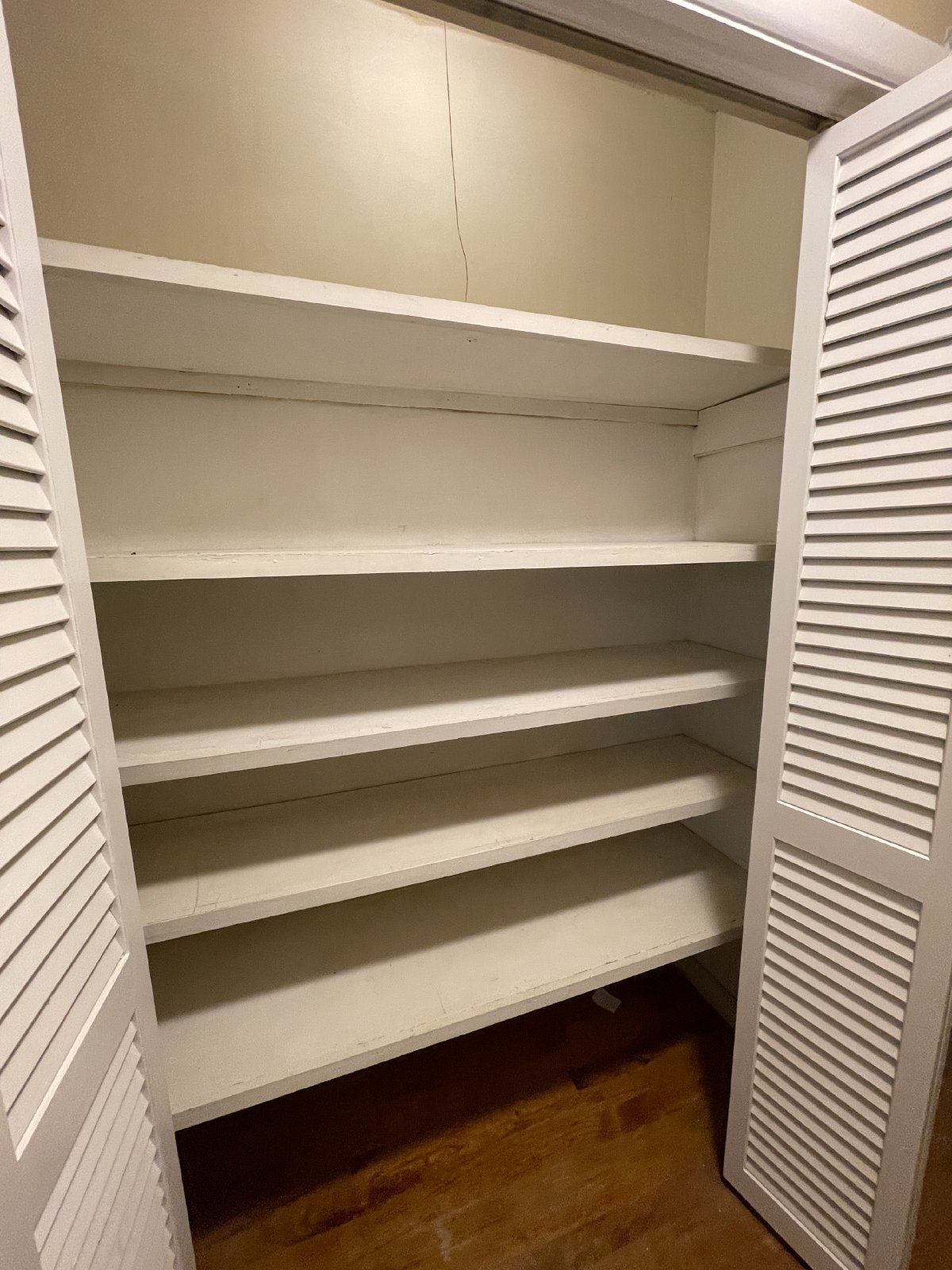 122 Holly property image