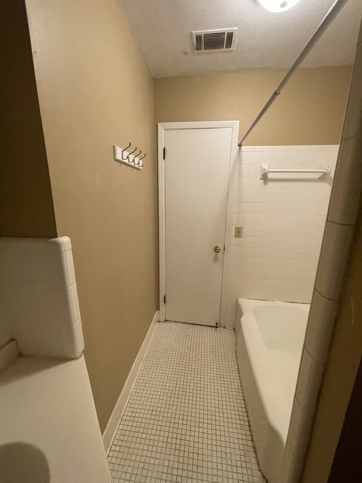 122 Holly property image