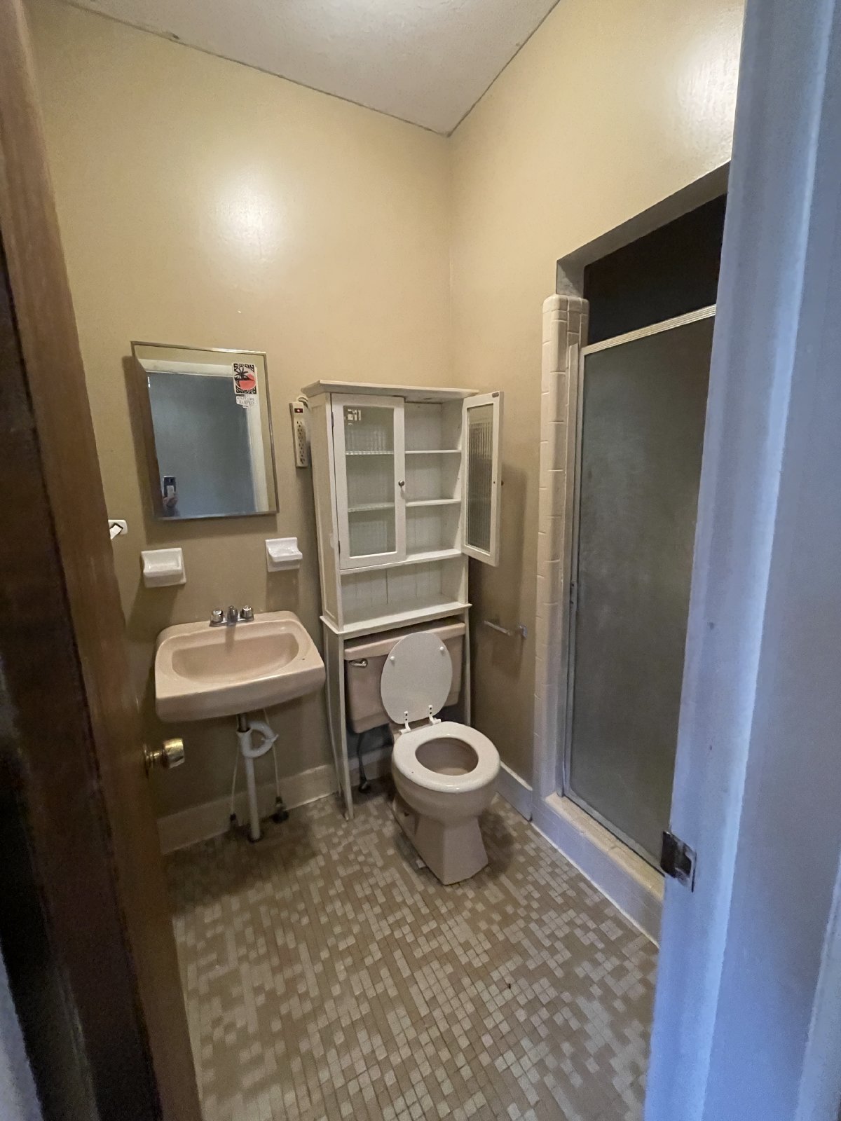 122 Holly property image