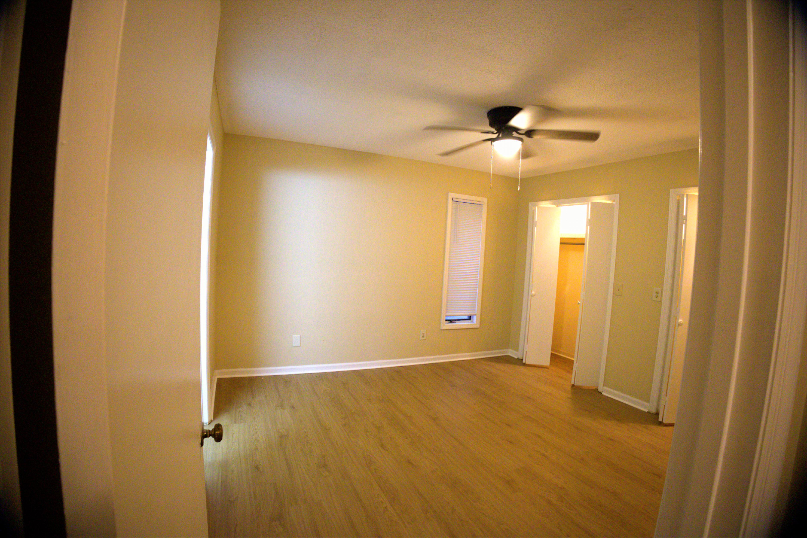 Charming 2 Bed/2 Bath Condo in Inglewood with Pool Access! property image