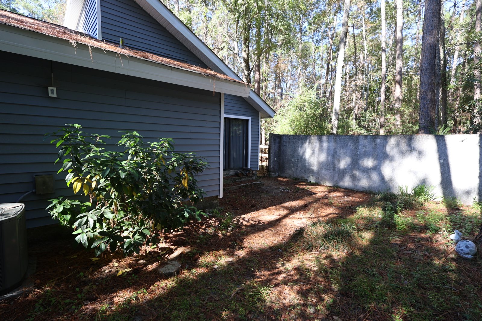 Charming 2 Bed/2 Bath Condo in Inglewood with Pool Access! property image