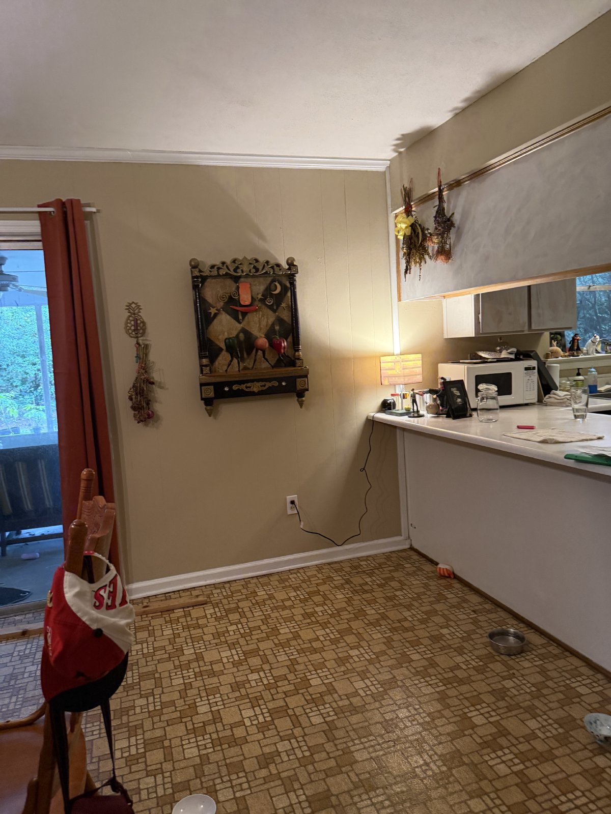 211 Henderson St property image