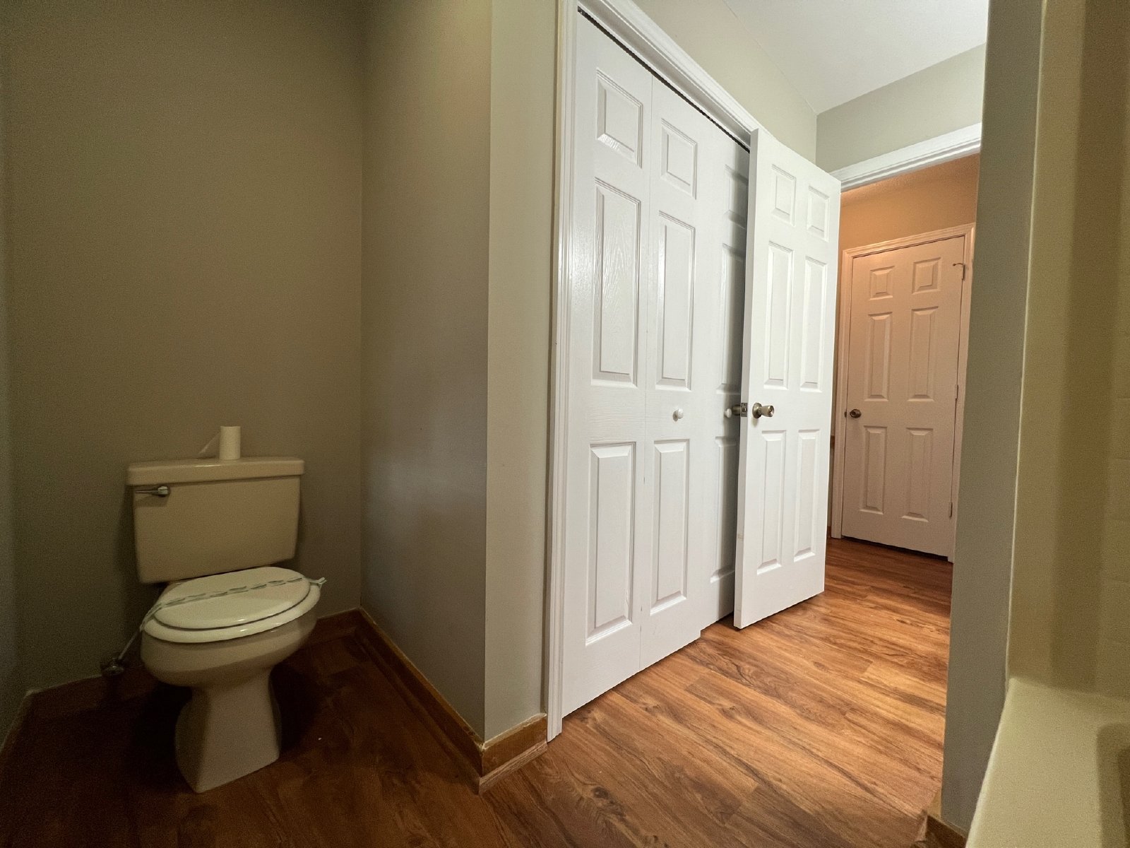 122 Winding Way property image