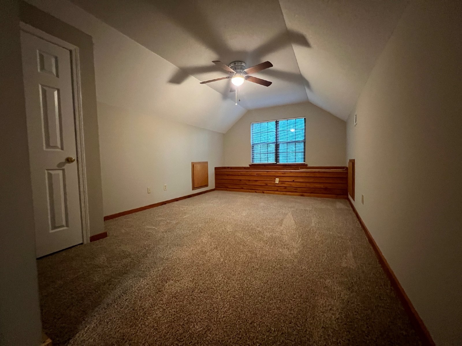 122 Winding Way property image