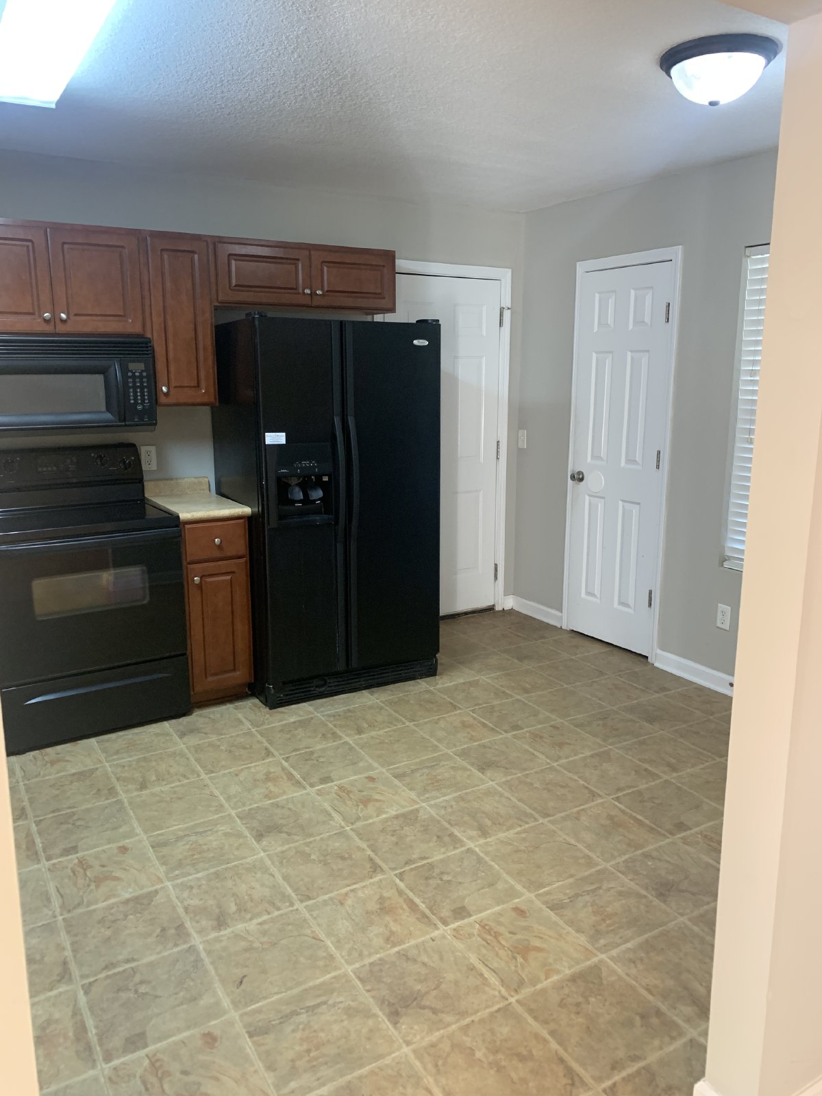 5012 Scotch Pine property image