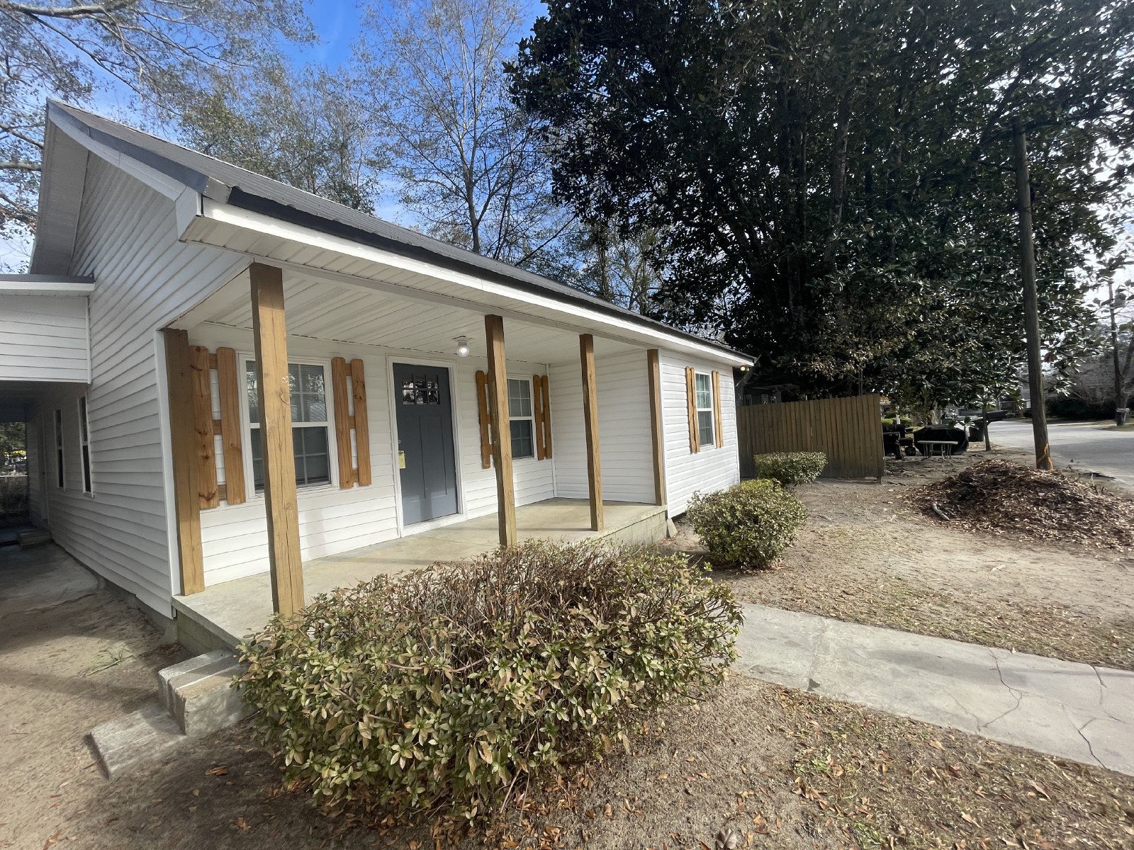 121.5 Roundtree St property image