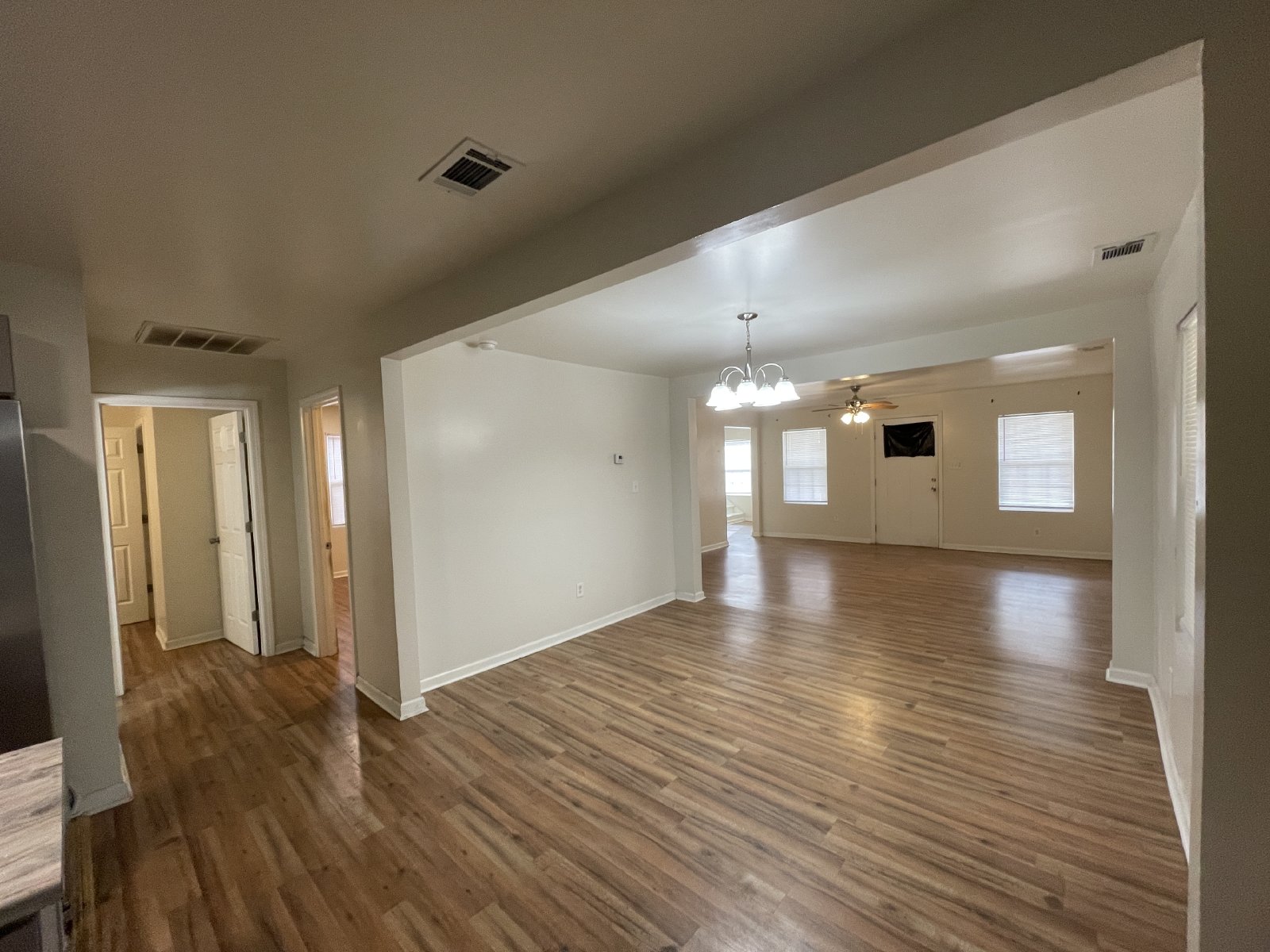 121.5 Roundtree St property image