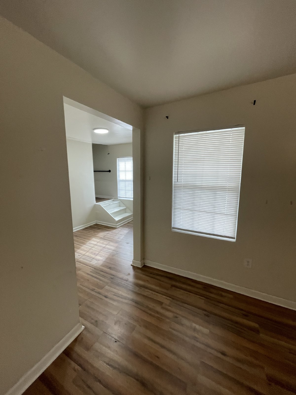 121.5 Roundtree St property image