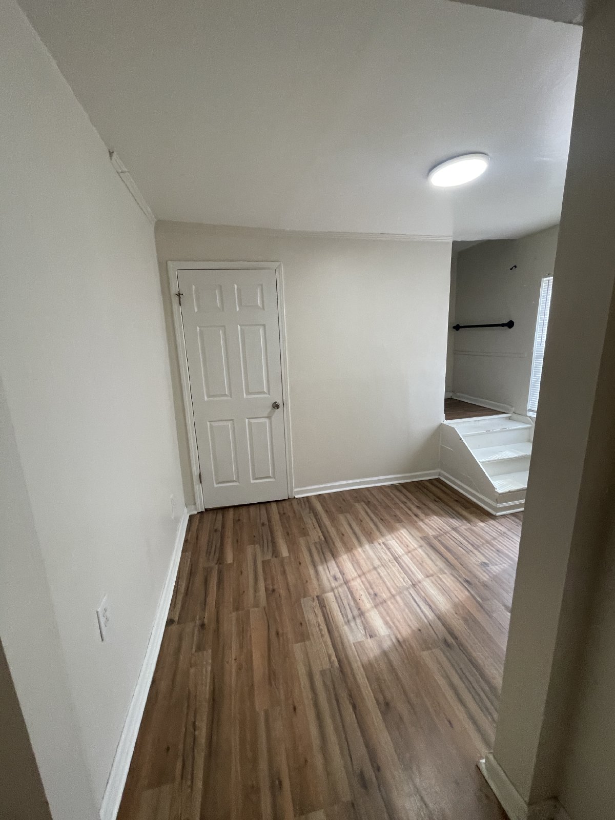 121.5 Roundtree St property image