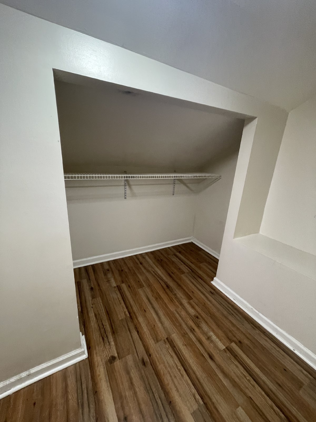 121.5 Roundtree St property image