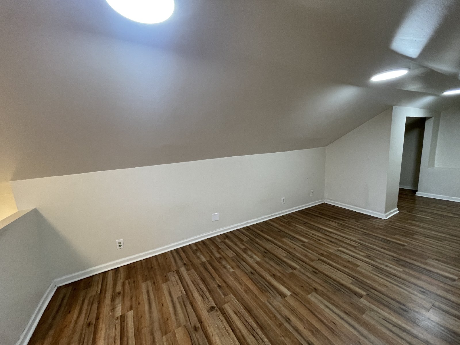 121.5 Roundtree St property image