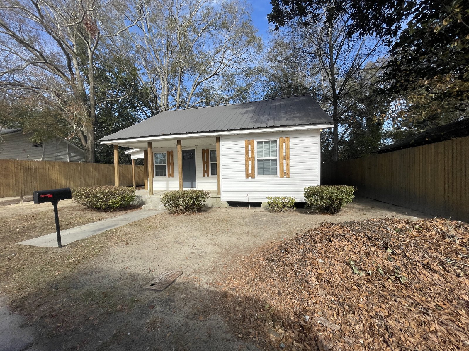 121.5 Roundtree St property image