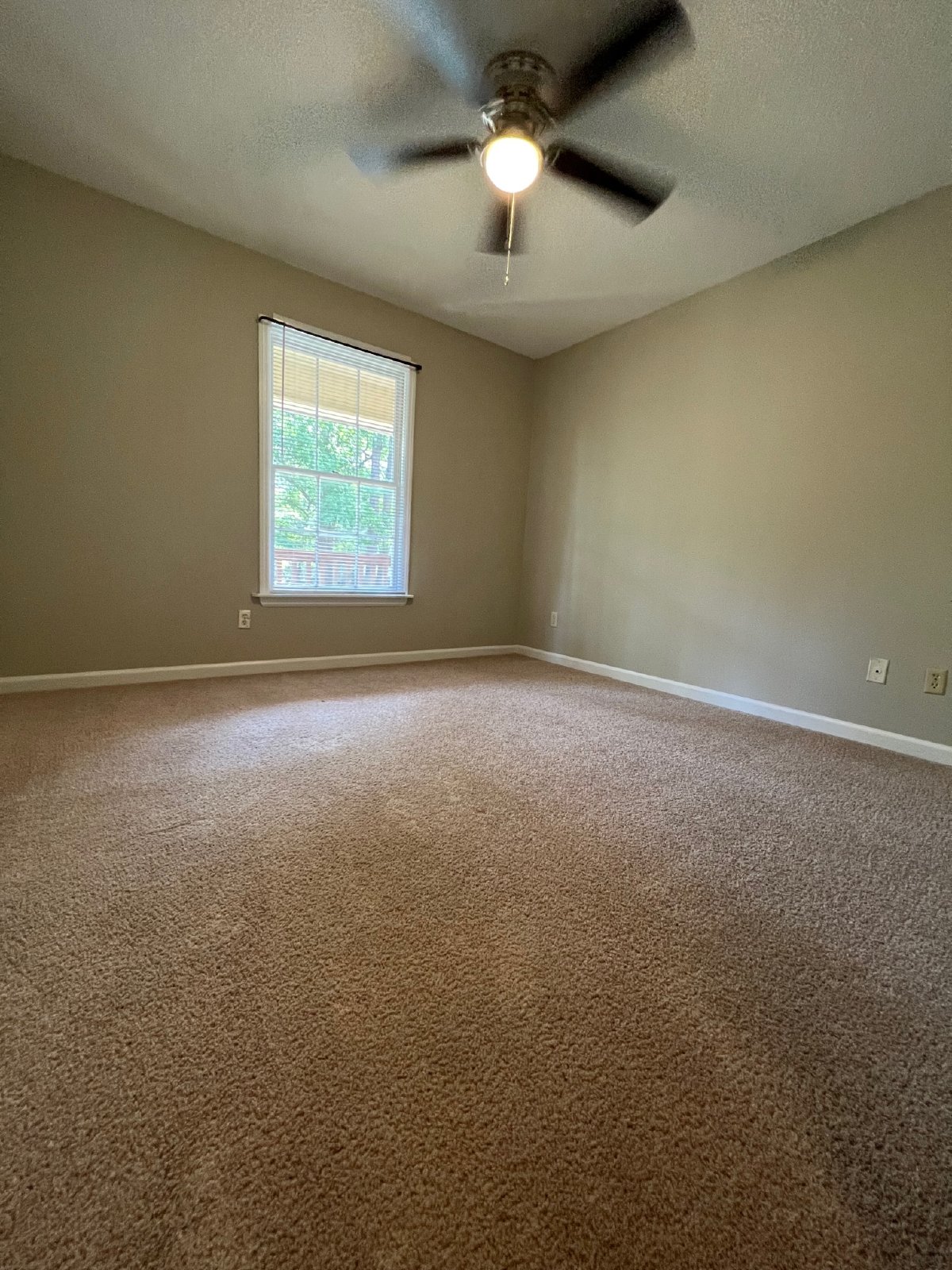 212 Henderson property image