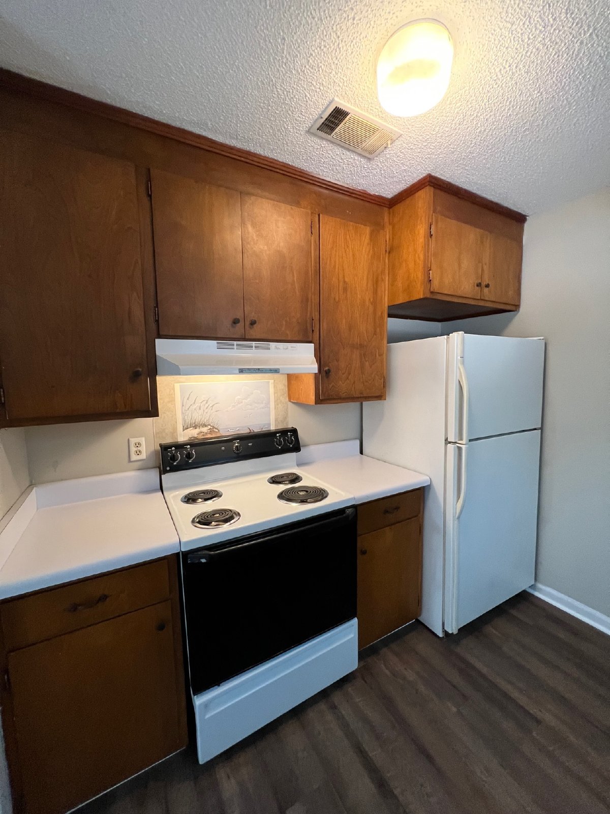 212 Henderson property image