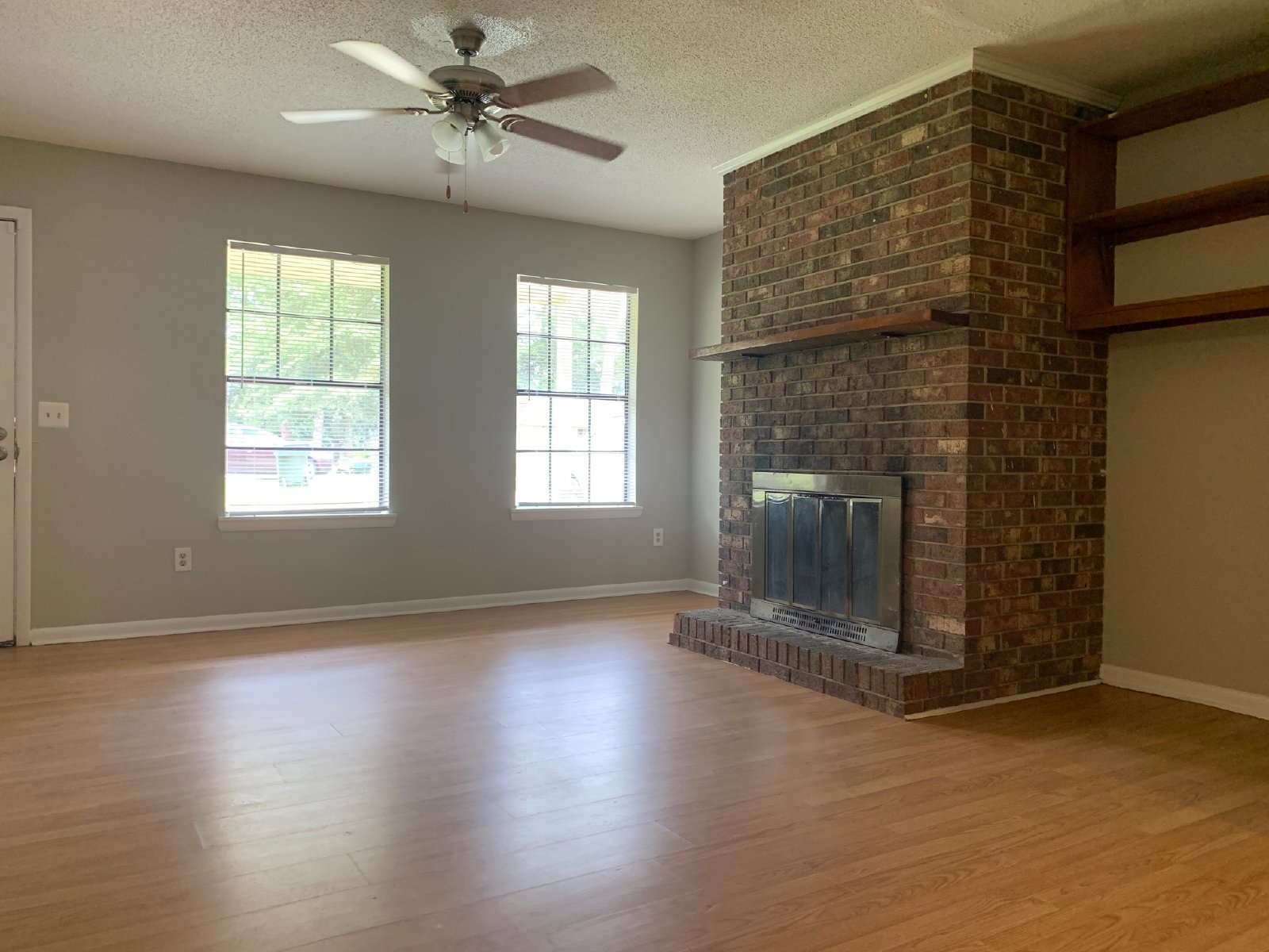 812 Robin Hood Trail property image