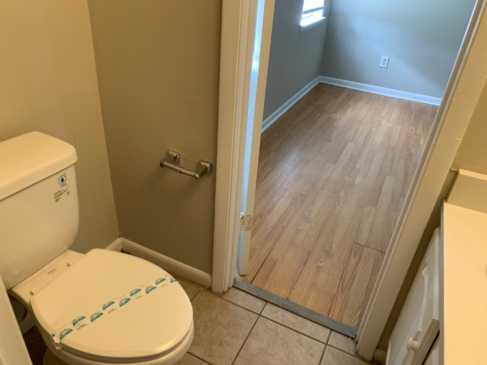 812 Robin Hood Trail property image