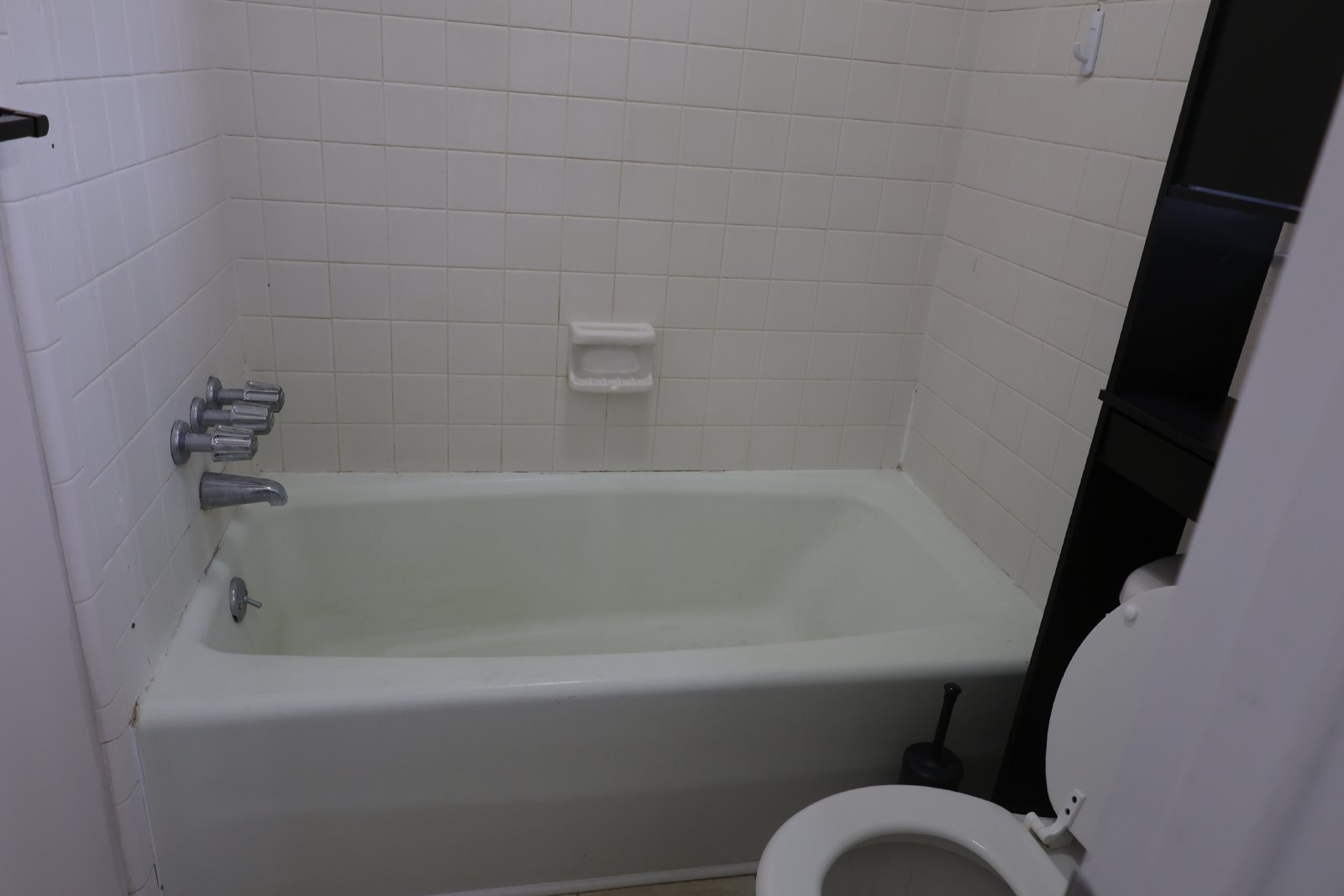 214 Oakleaf Dr, Statesboro, GA, USA property image