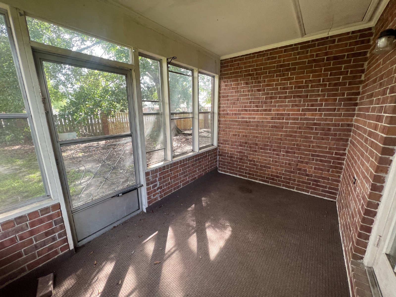 47 Somerset property image