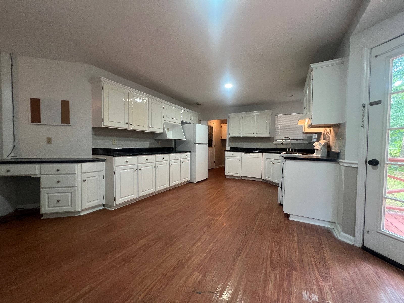 Beautiful Home Located on the Edge of Statesboro property image