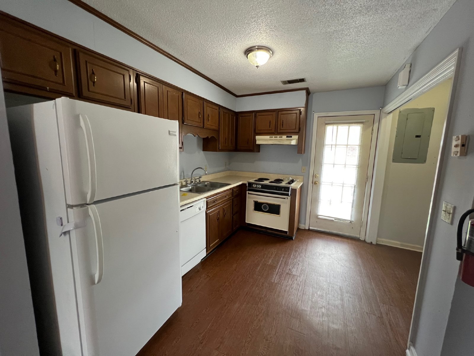 Two Bedroom apartment located near the Stadium property image