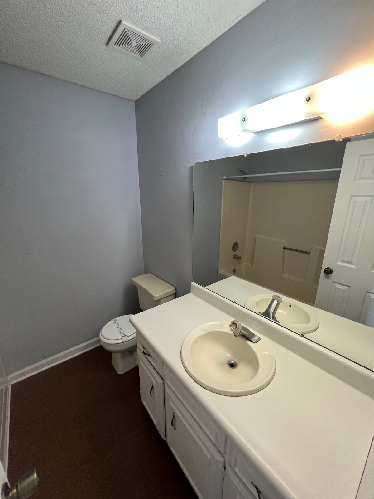 Two Bedroom apartment located near the Stadium property image