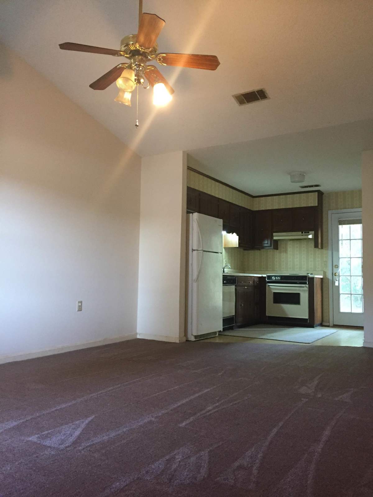 Two Bedroom Apartment located near Campus property image