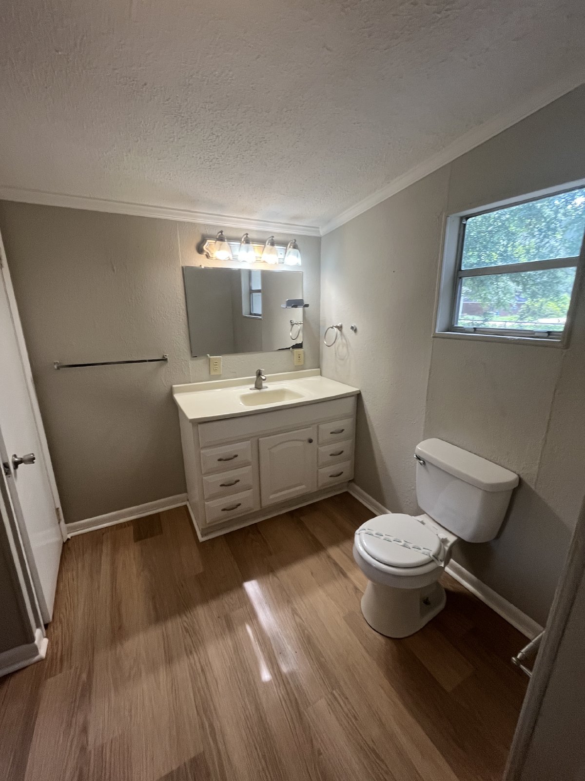 Charming Two Bedroom House Located in the Center of Statesboro property image