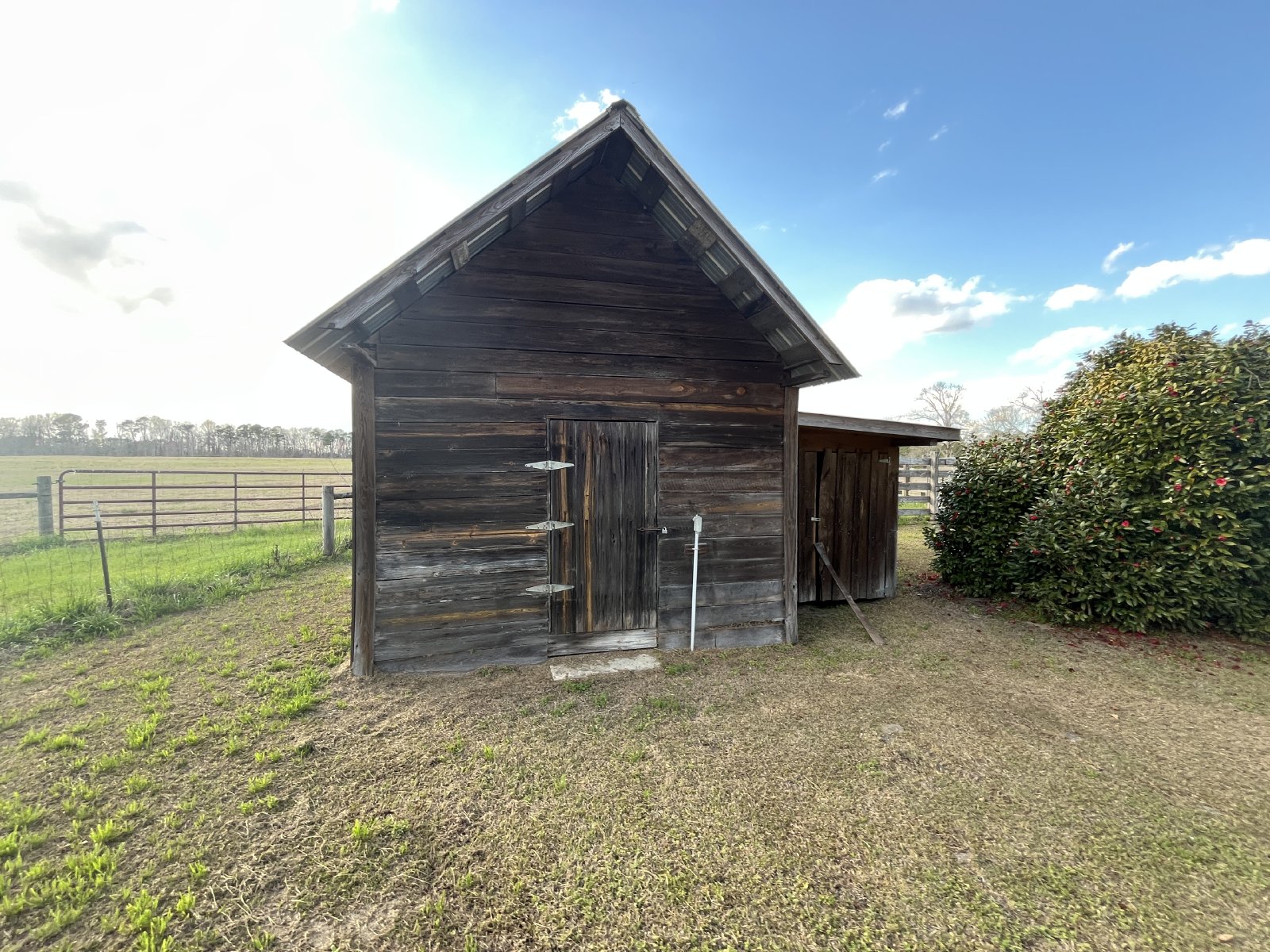 Charming Historic 2 BR / 1 BA Home in Screven County – 1,314 Sq Ft of Character! property image