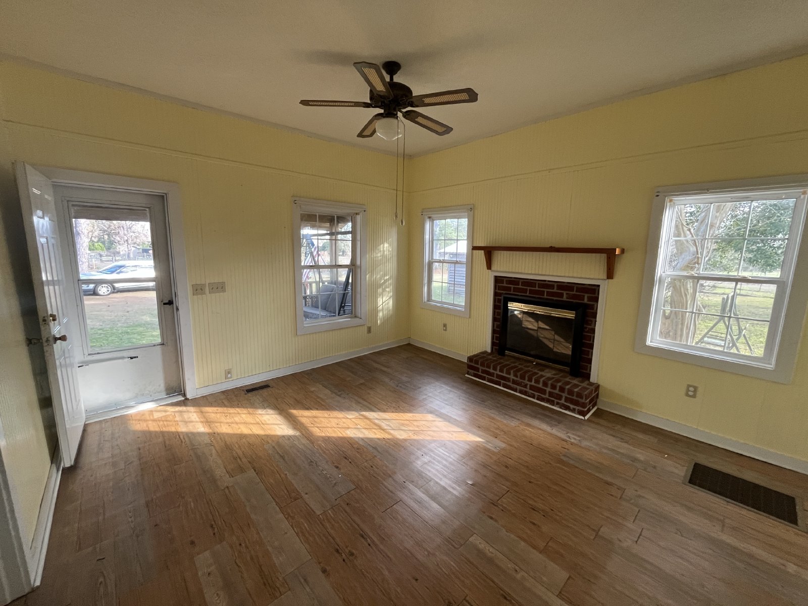 Charming Historic 2 BR / 1 BA Home in Screven County – 1,314 Sq Ft of Character! property image