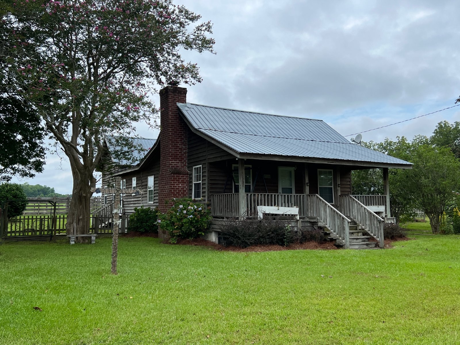 Charming Historic 2 BR / 1 BA Home in Screven County – 1,314 Sq Ft of Character! property image